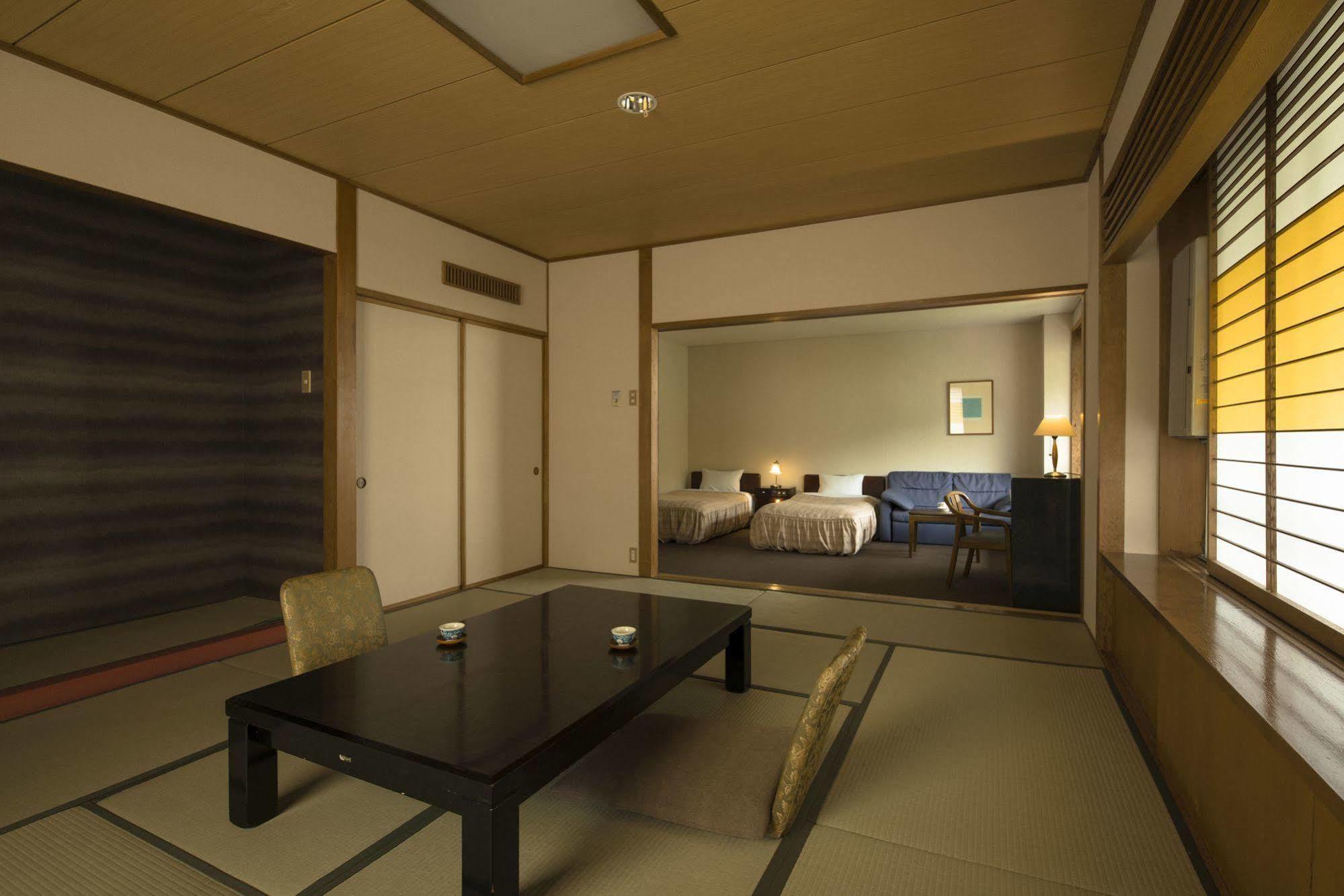 Takamiya Hotel Lucent Ямагата Экстерьер фото